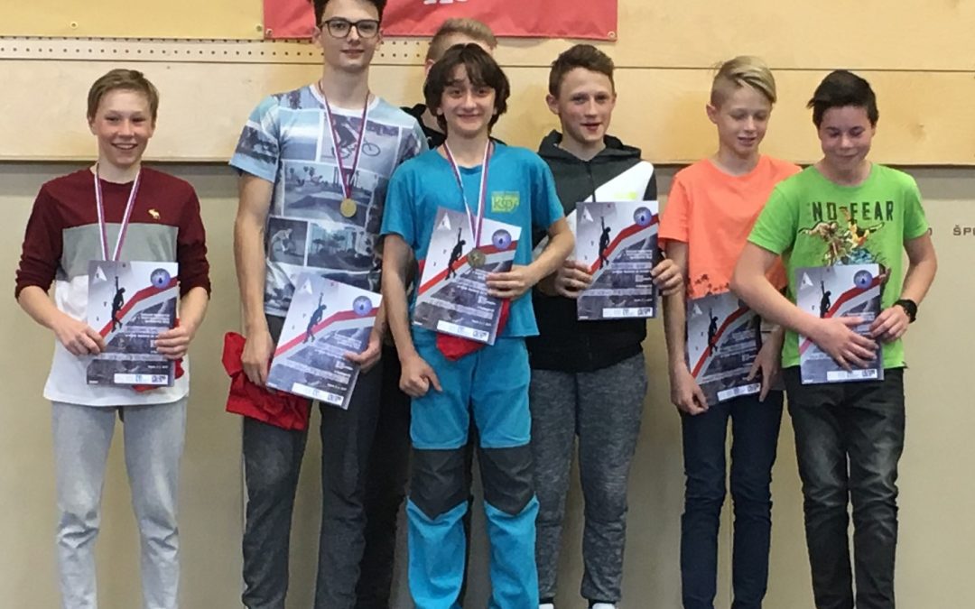 Anej Batagelj osvojil bron na Državnem prvenstvu osnovnih šol v športnem plezanju!